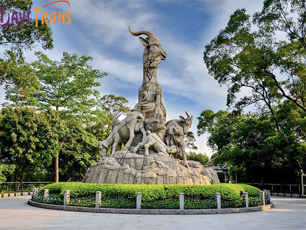 Công viên Việt Tú với khuôn viên vui chơi rộng rãi 
